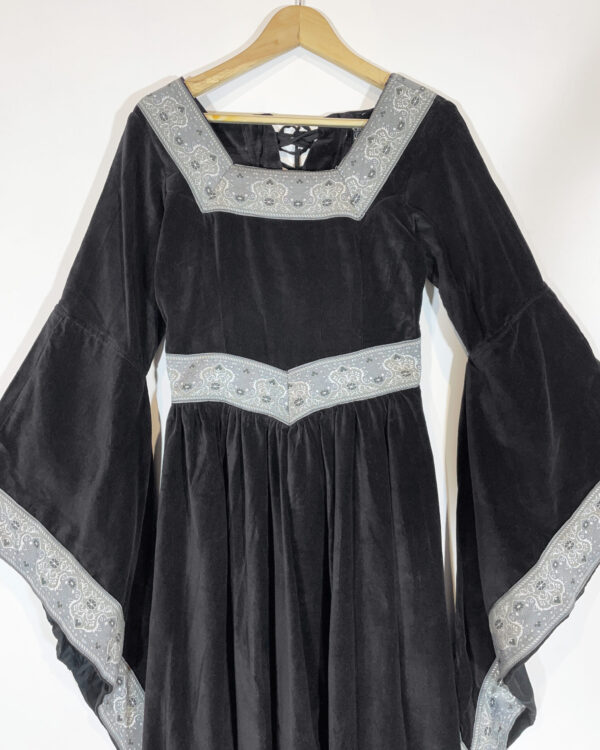 leonardo carbone black velvet medieval dress size xs eu34/36