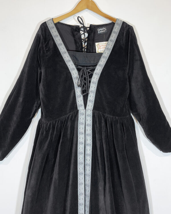 leonardo carbone black velvet medieval dress size l/xl eu40/42