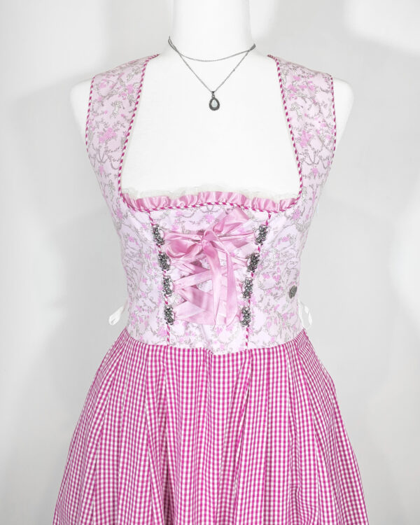 vintage green checked trachten dress eu42 vintage green checked trachten dress eu42