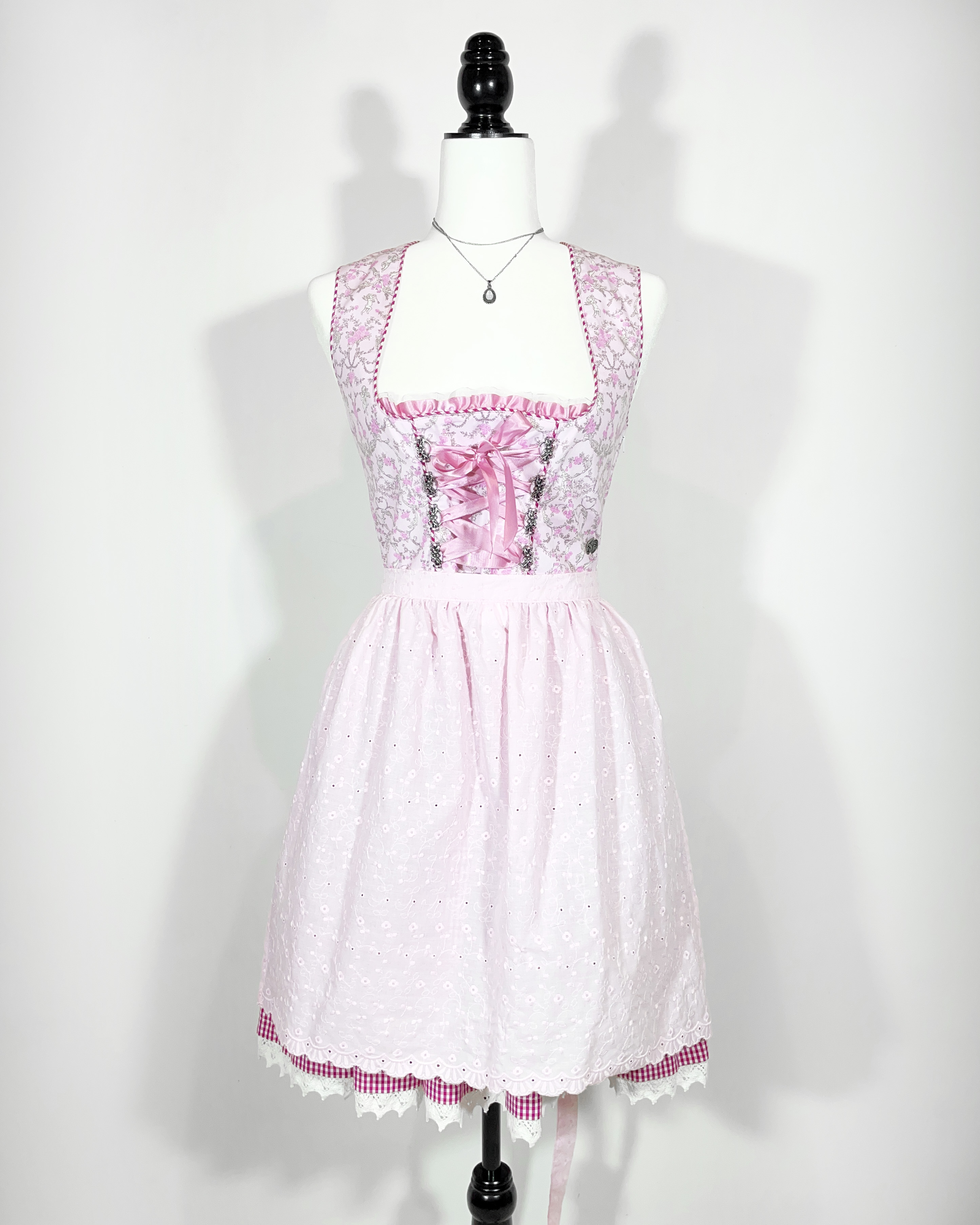 vintage green checked trachten dress eu42 vintage green checked trachten dress eu42