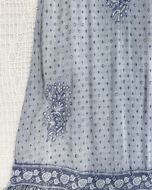 44 (3)